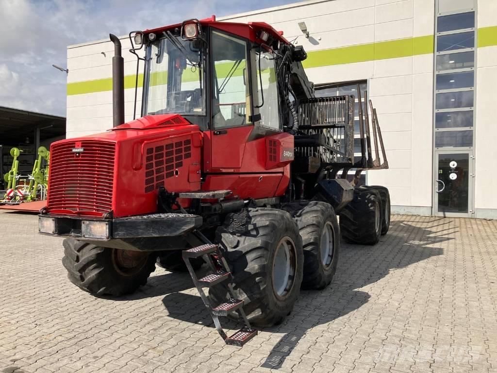 Komatsu 840TX Forwarderji