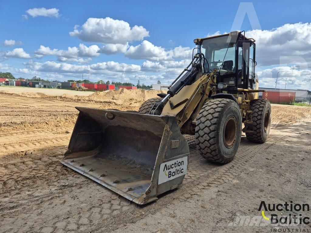 CAT 930 H Kolesni nakladalci