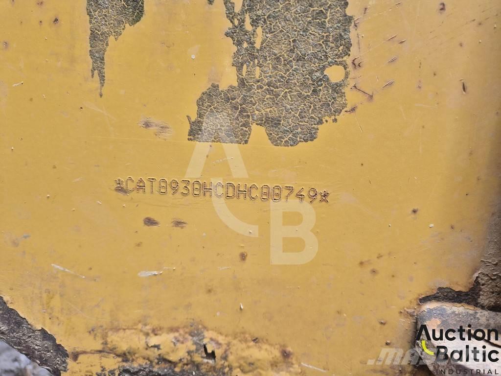 CAT 930 H Kolesni nakladalci