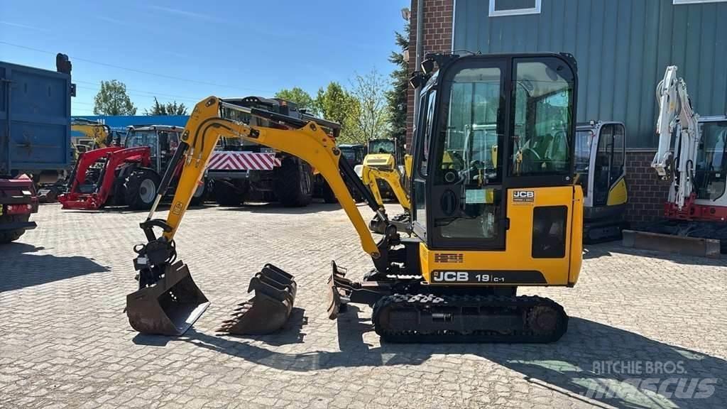 JCB 19c Posebni bagri