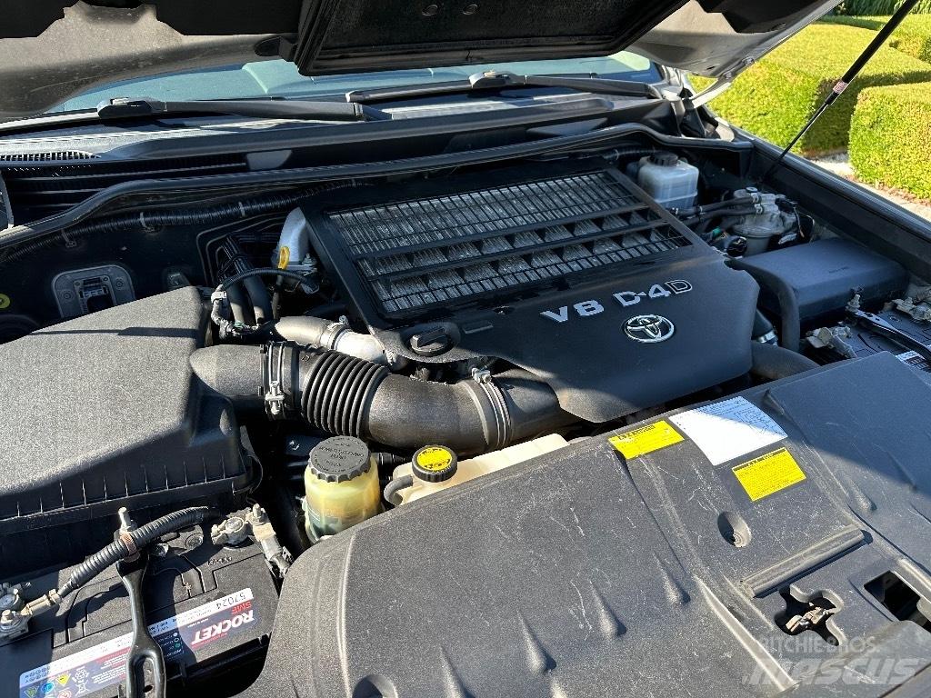 Toyota Landcruiser Terenska vozila