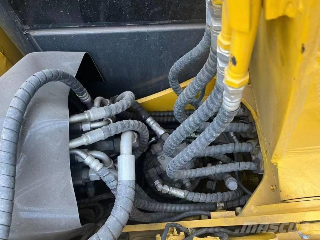 Komatsu PC70-8 Midi bagri 7t – 12t