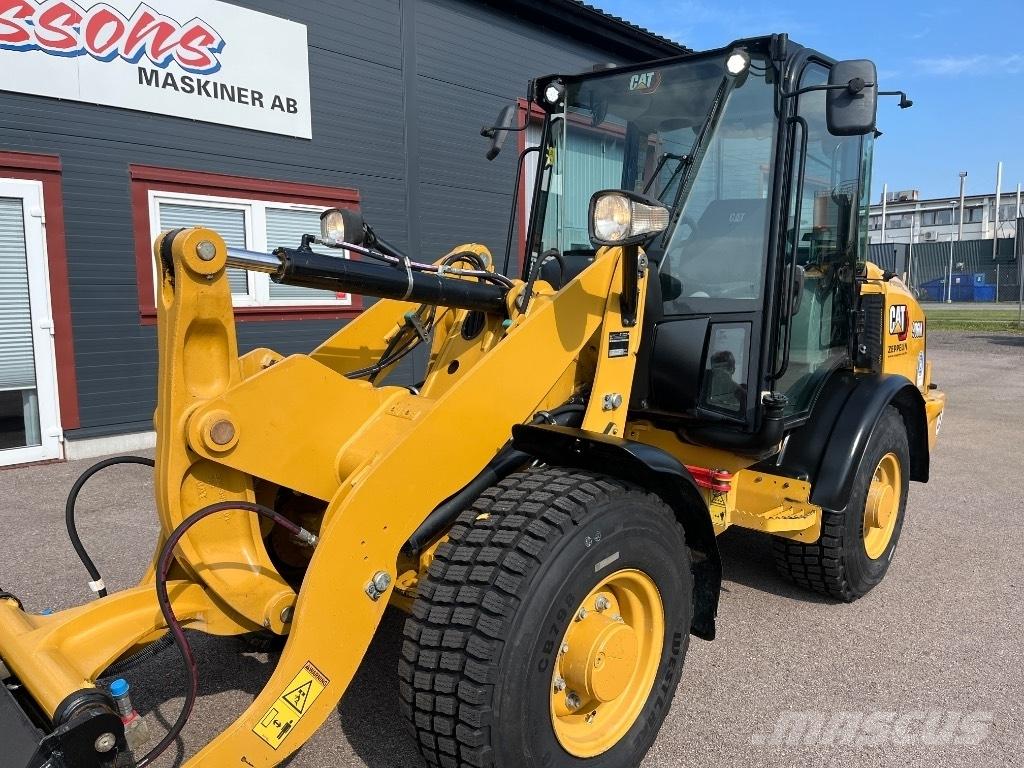 CAT 906M-20  35km/h Kolesni nakladalci