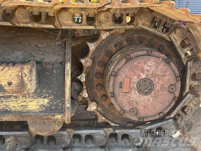 JCB Bandgrävare 220X Bagri goseničarji