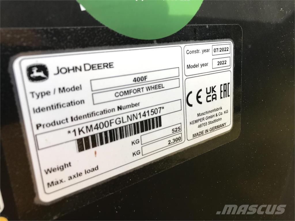 John Deere 9800 Stroji za krmo na lastni pogon
