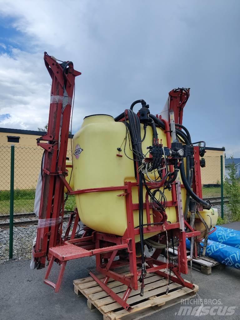 Hardi Master Twin Montirane škropilnice