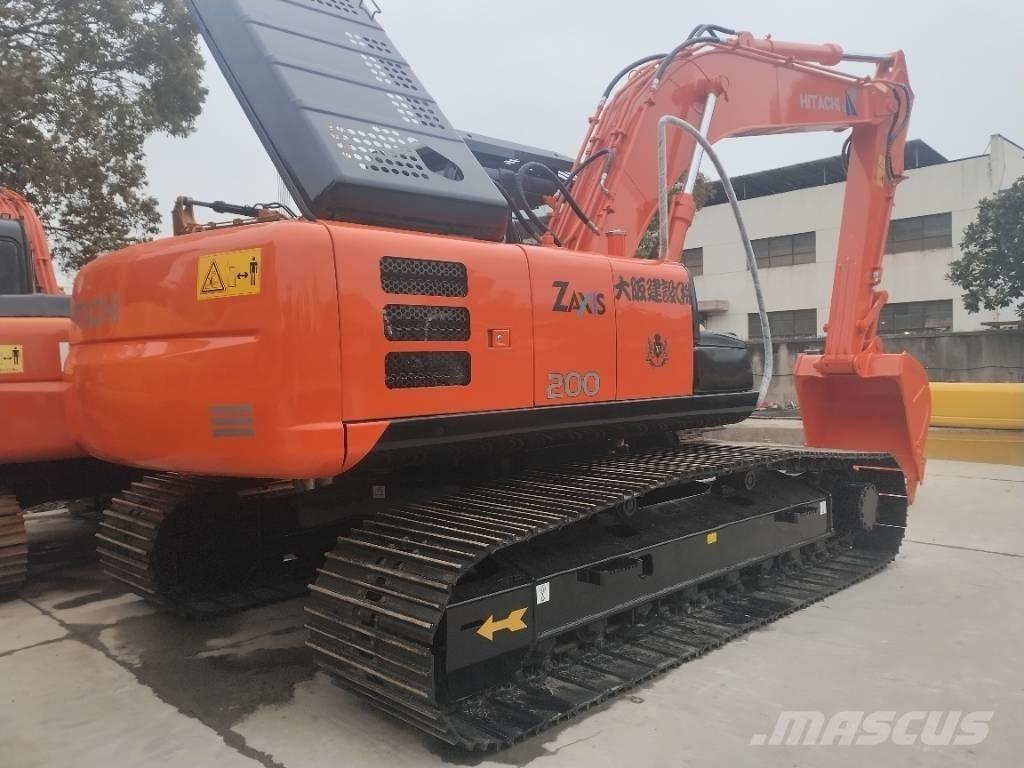 Hitachi ZX 200 Bagri goseničarji