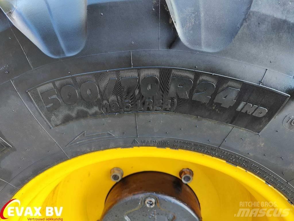 JCB 541-70 Kmetijski teleskopski nakladalci