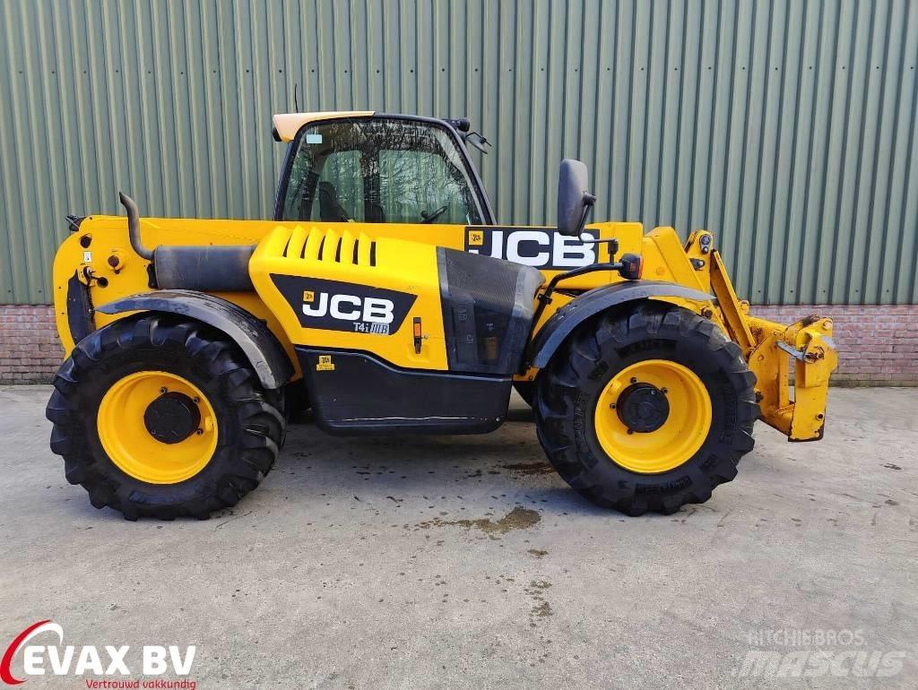 JCB 541-70 Kmetijski teleskopski nakladalci