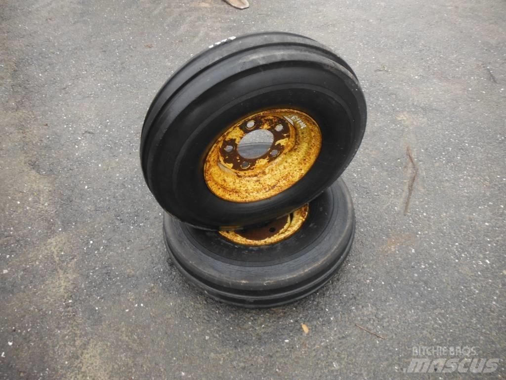 Dunlop 7.00X12 Gume, kolesa in platišča