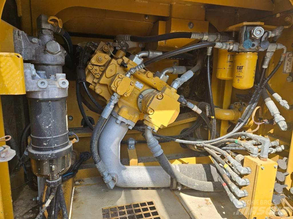 CAT 326 F L Bagri goseničarji