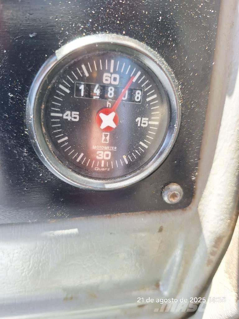 Volvo L 120 E Kolesni nakladalci
