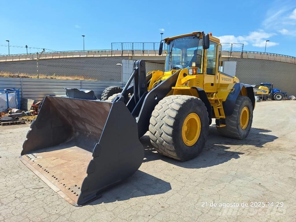Volvo L 120 E Kolesni nakladalci