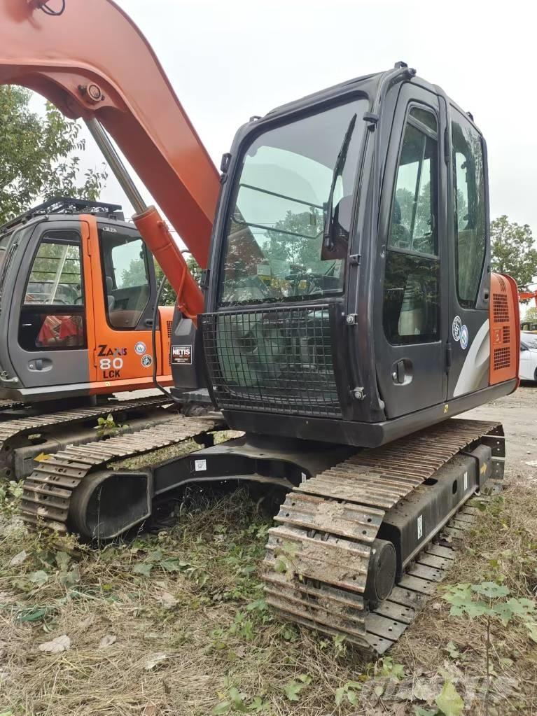 Hitachi ZX 70 Midi bagri 7t – 12t