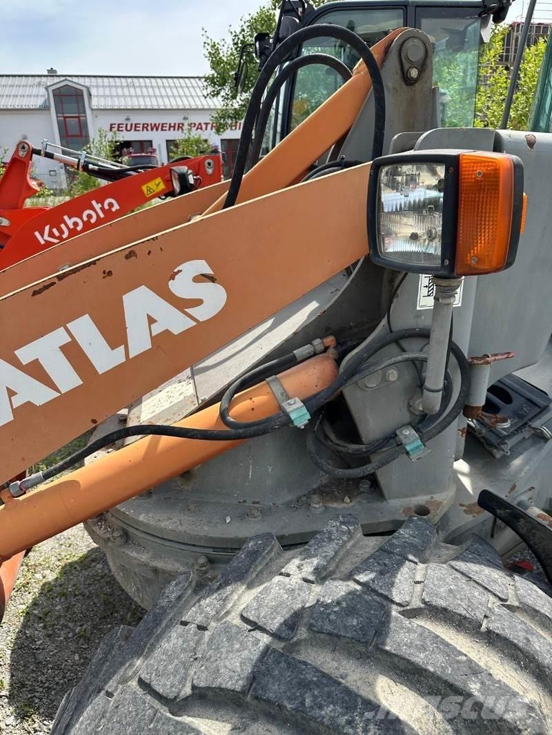 Atlas AR75S Kolesni nakladalci