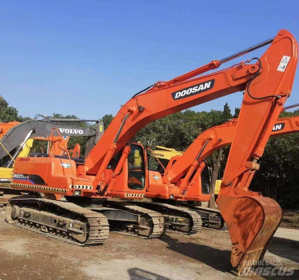 Doosan DH 220 Bagri goseničarji