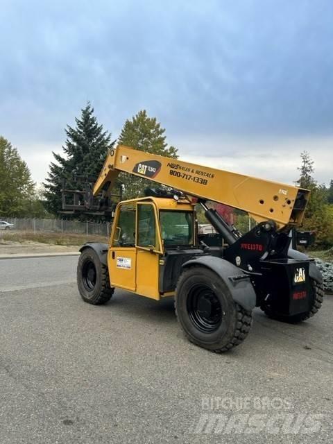 CAT TL 943 Teleskopski viličarji