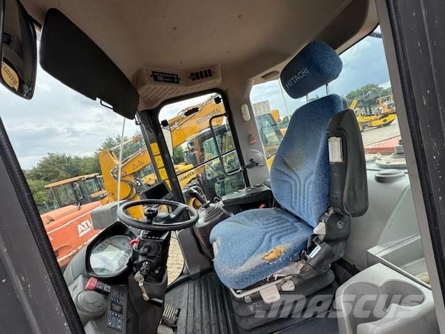 Hitachi ZW 180 Kolesni nakladalci