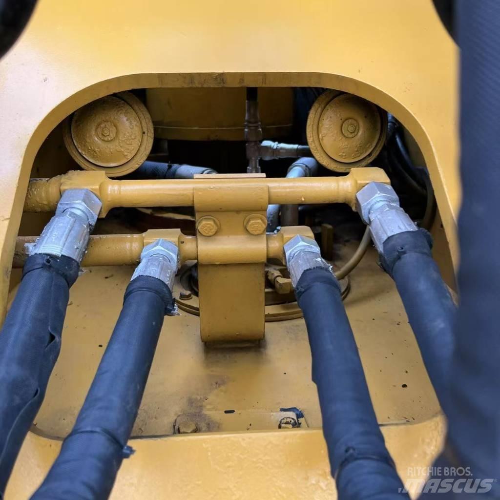 CAT 320D2 Midi bagri 7t – 12t