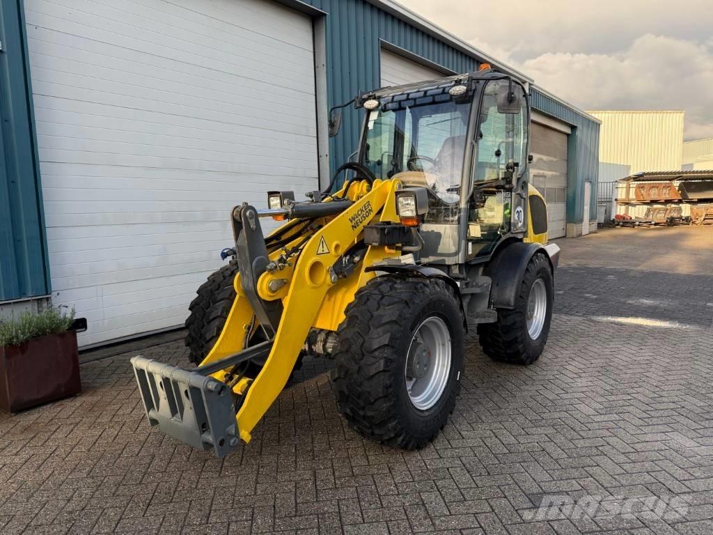 Wacker WL52 Kolesni nakladalci