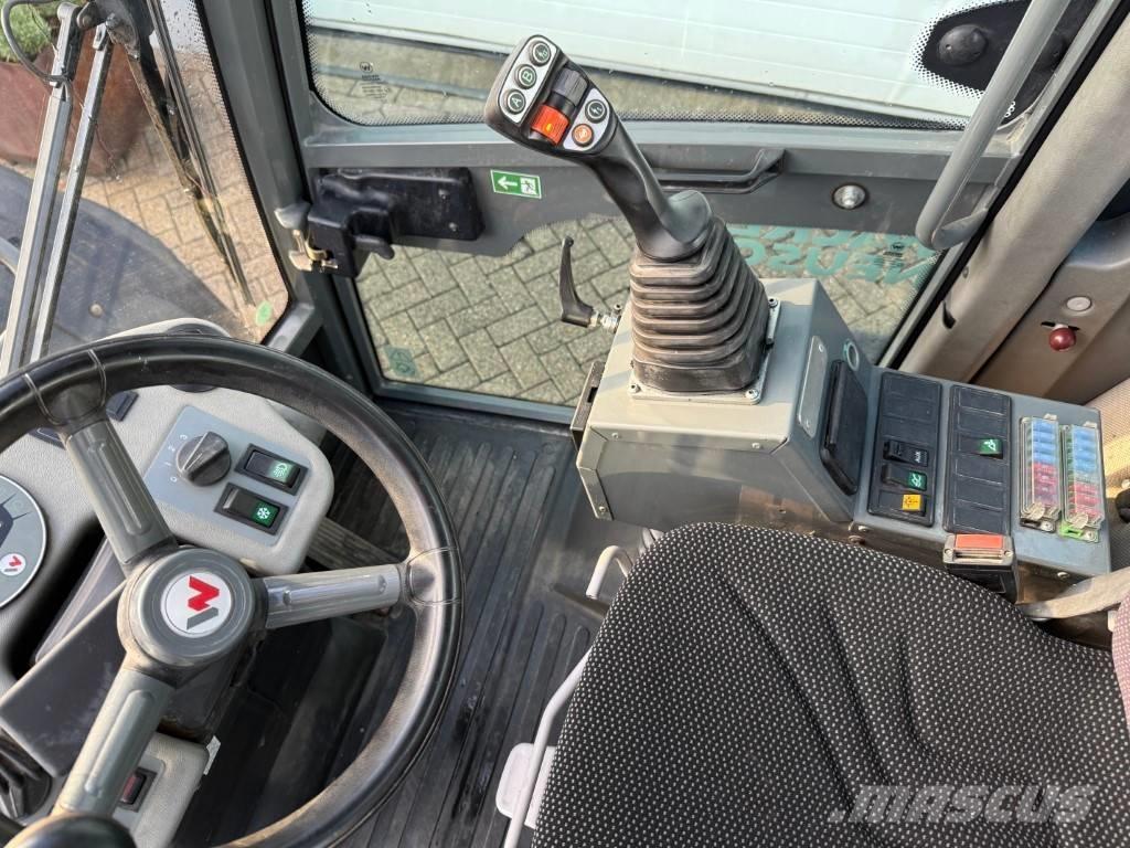 Wacker WL52 Kolesni nakladalci