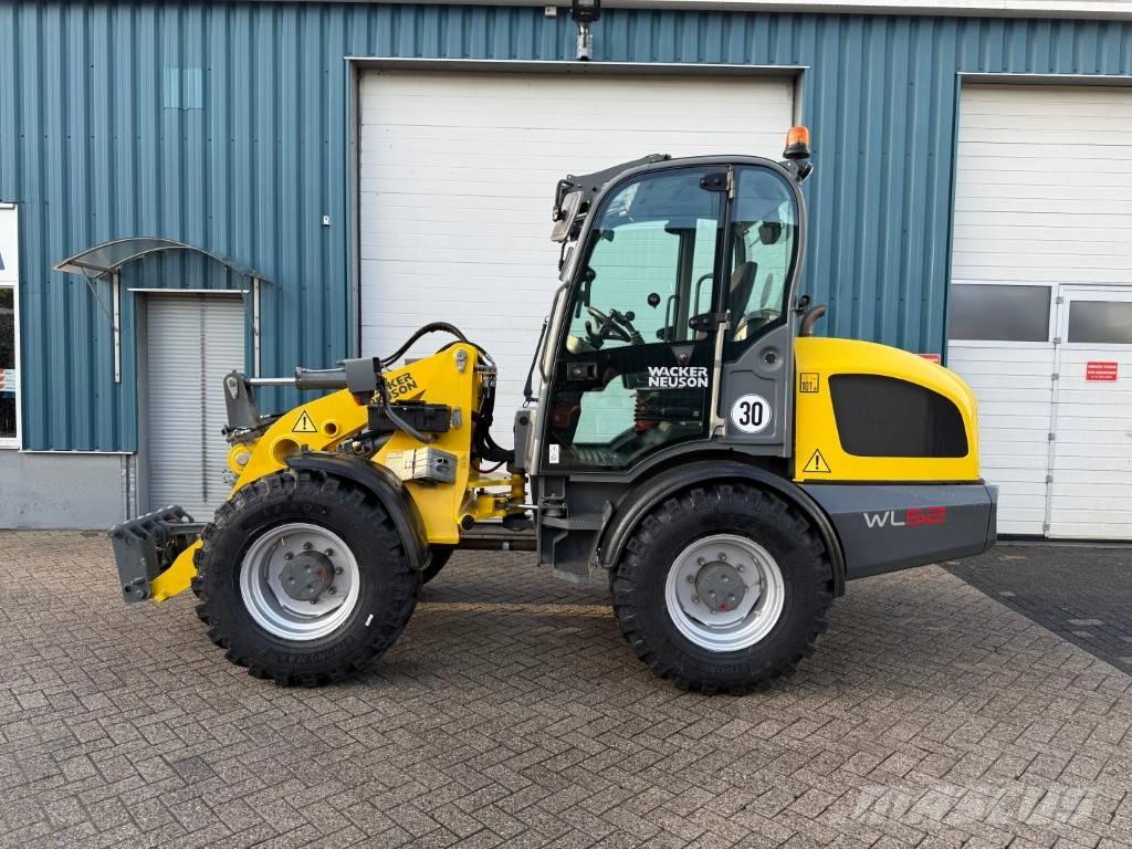 Wacker WL52 Kolesni nakladalci
