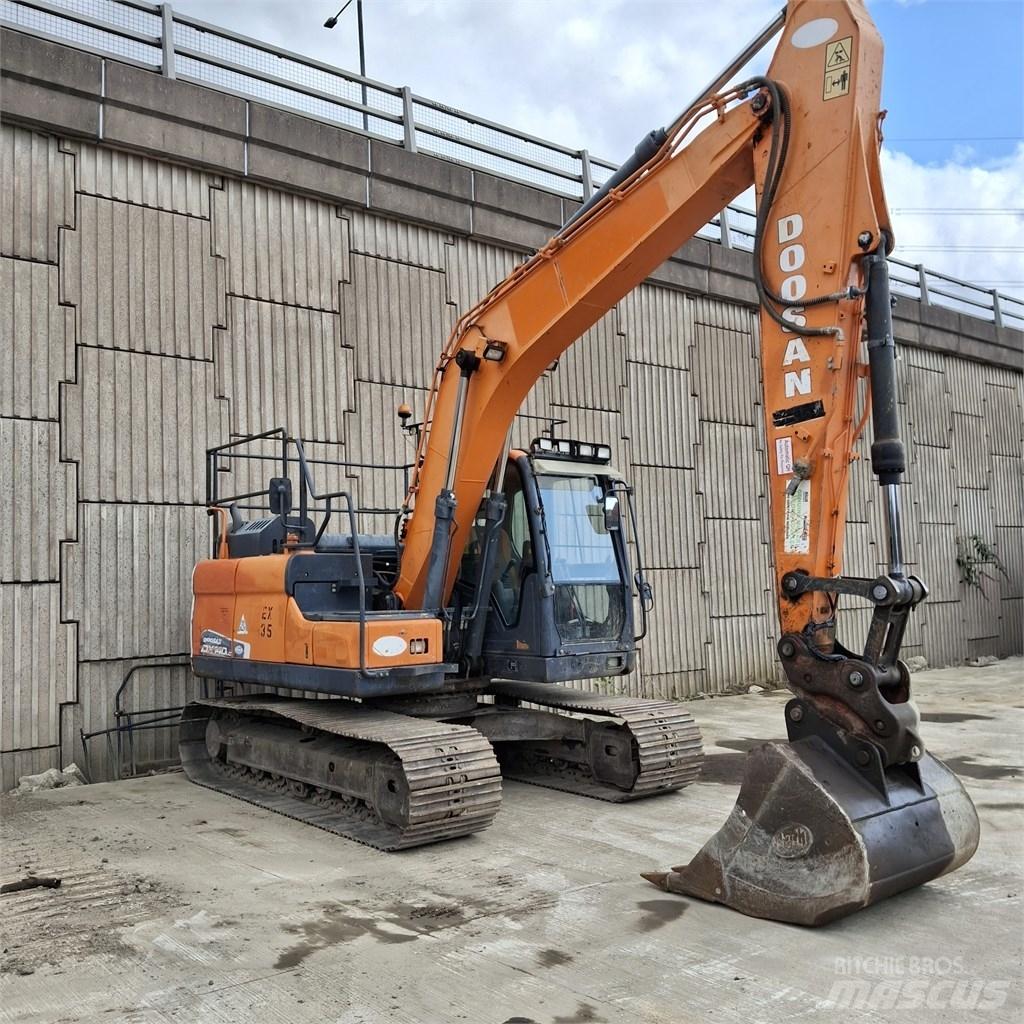Doosan DX 140 LC Bagri goseničarji