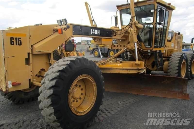 CAT 140H Grederji