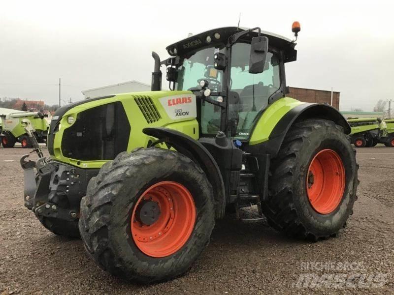 CLAAS AXION 810 Traktorji