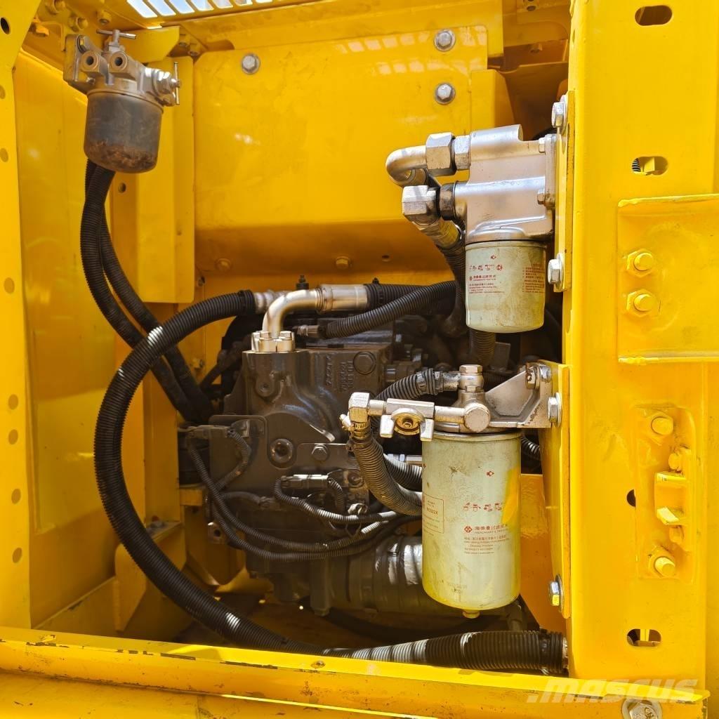 Komatsu PC 130 LC Bagri goseničarji