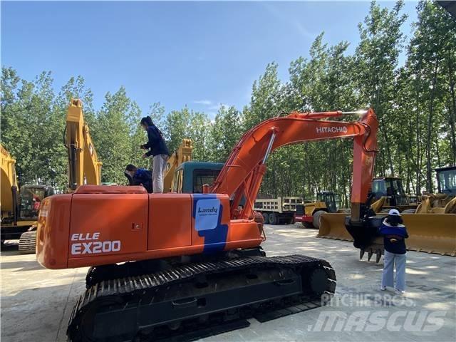 Hitachi EX 200 Bagri goseničarji