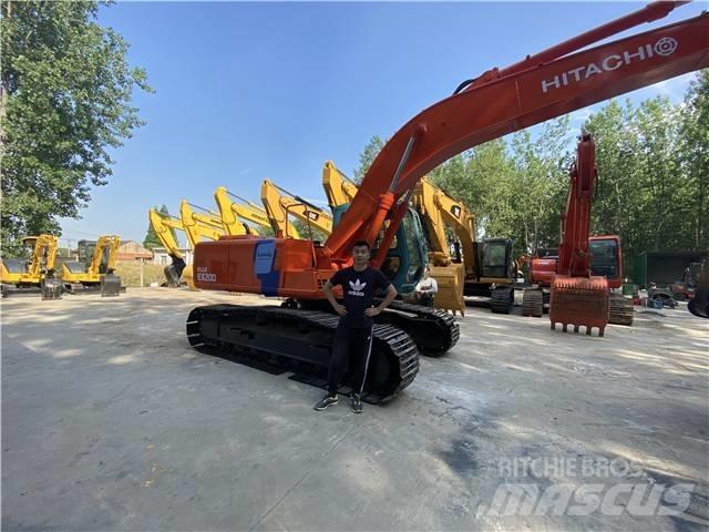 Hitachi EX 200 Bagri goseničarji