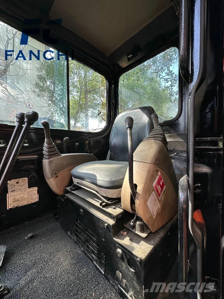 CAT 304 SR Mini bagri <7t