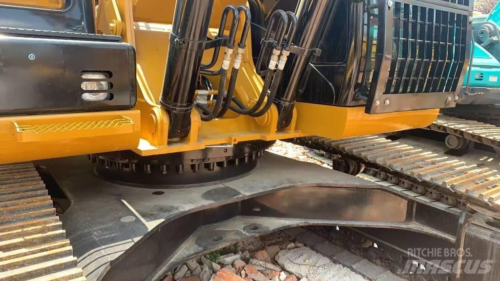 CAT 329 Bagri goseničarji
