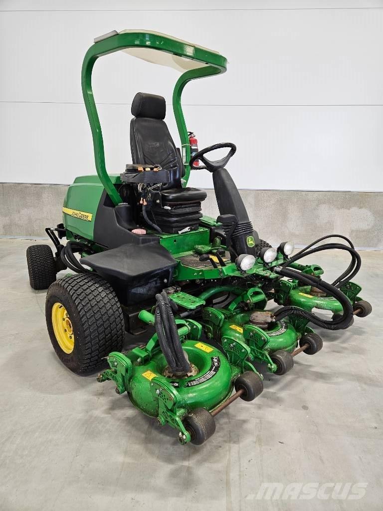 John Deere 8800 Vrtni traktor kosilnice