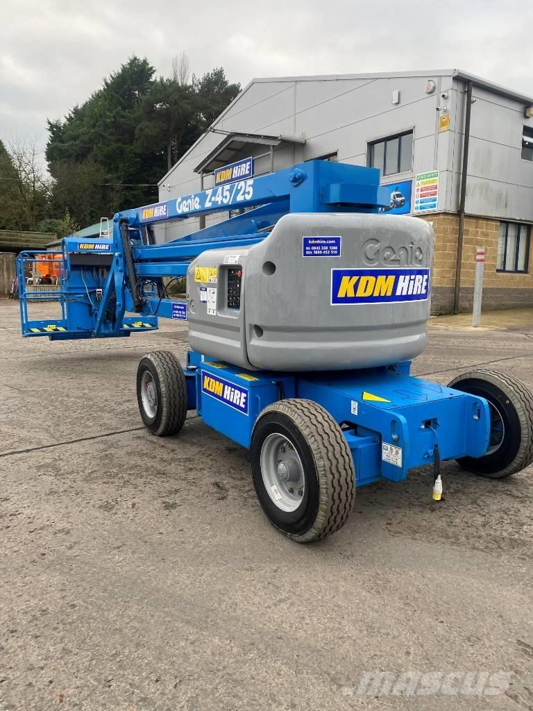 Genie Z 45/25 J Zglobne dvižne ploščadi