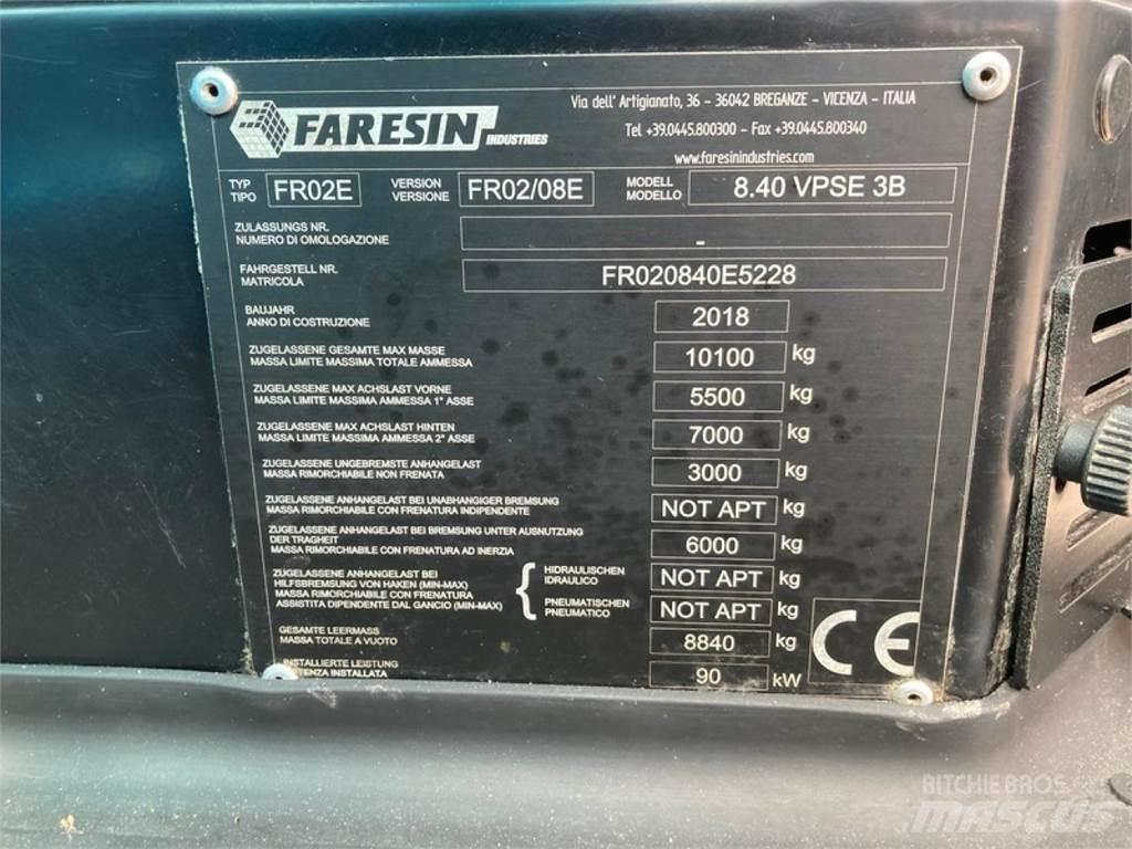 Faresin 840 Kmetijski teleskopski nakladalci