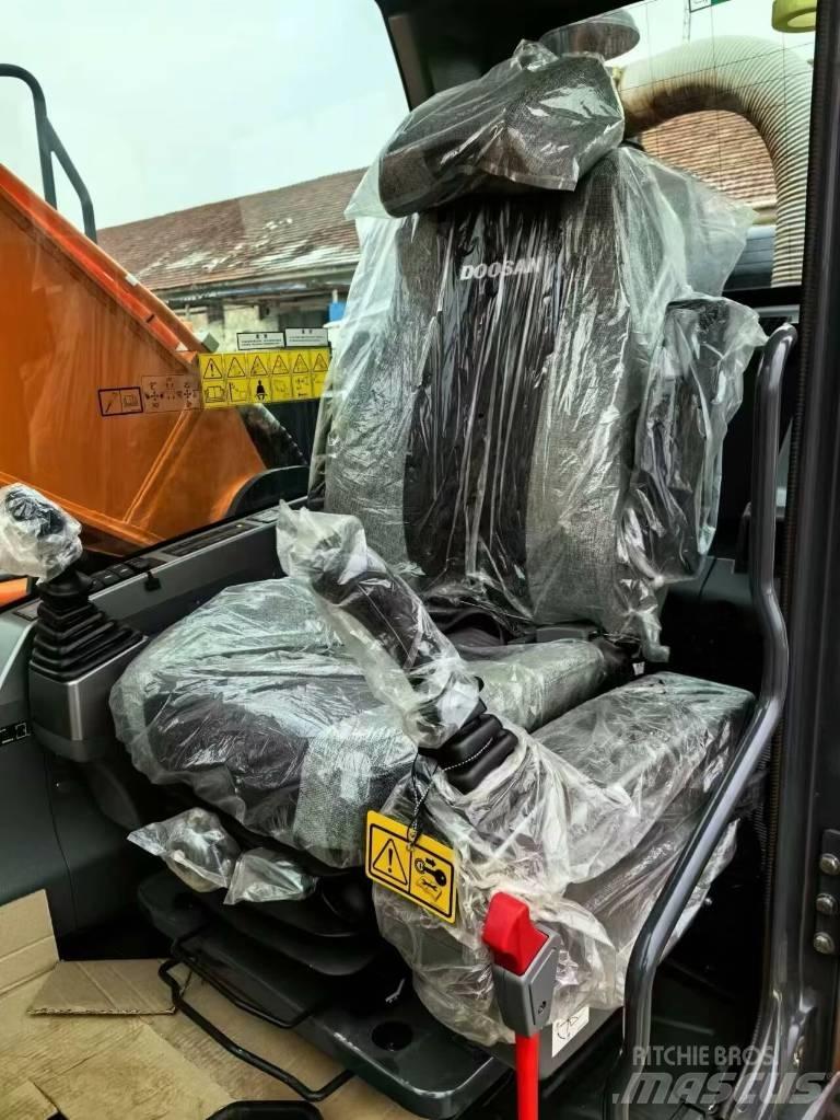 Doosan DX215 Bagri goseničarji