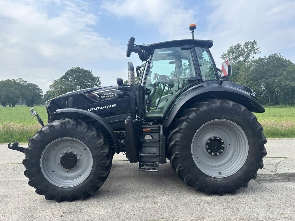 Deutz-Fahr 7250TTV Traktorji