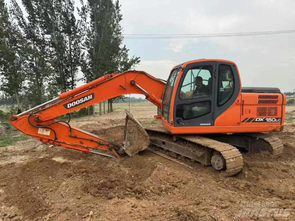 Doosan DX150 Bagri goseničarji