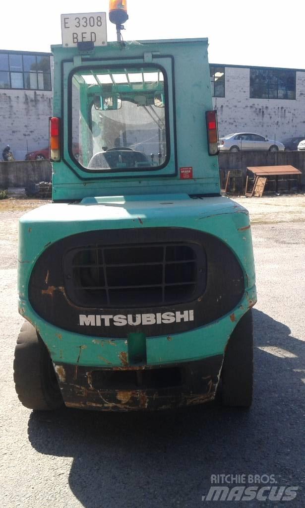 Mitsubishi FD45K2 Dizelski viličarji