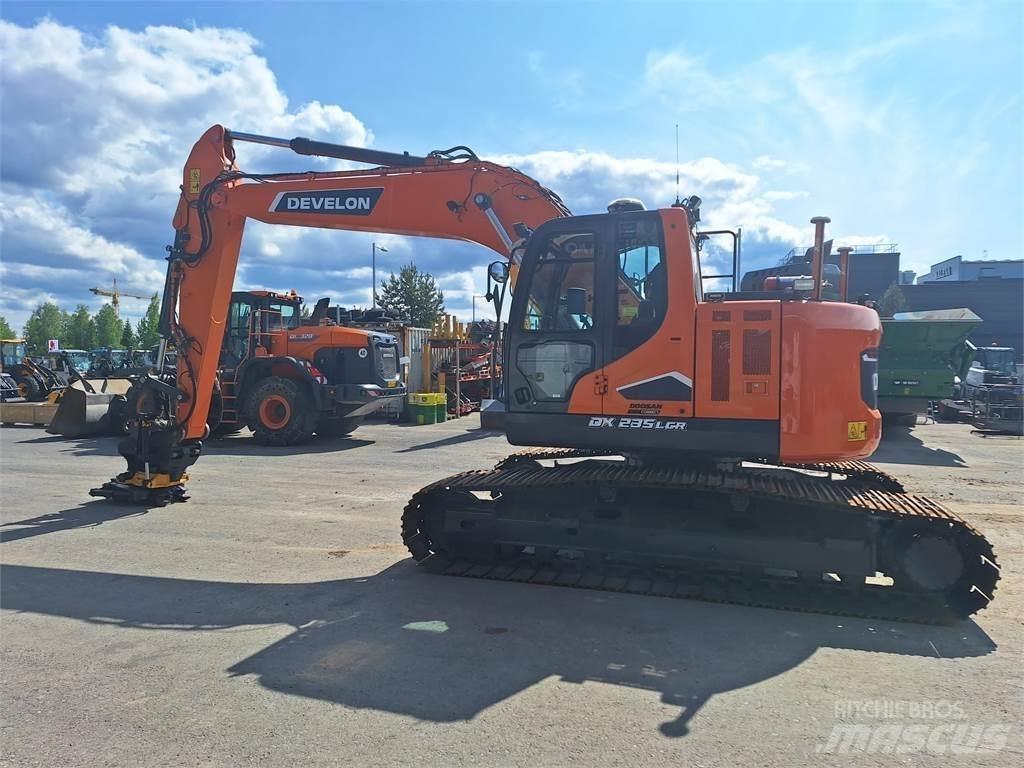 Develon DX235LCR-7 Bagri goseničarji
