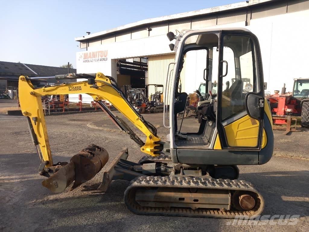 Neuson ET24 Bagri goseničarji