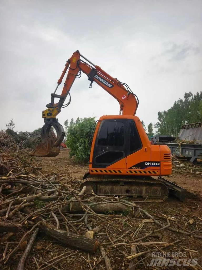 Doosan DH80 Bagri goseničarji