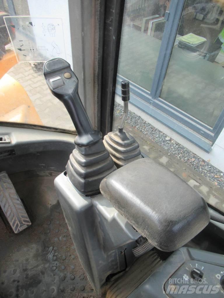 Volvo BM L30B Pro Kolesni nakladalci