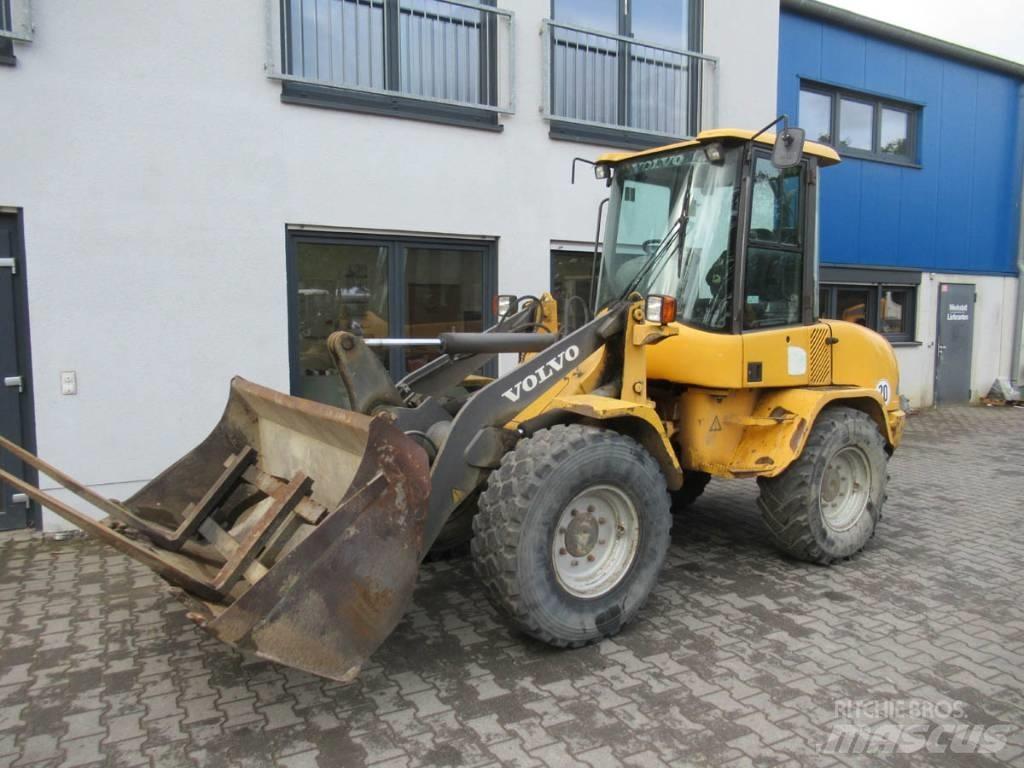 Volvo BM L30B Pro Kolesni nakladalci