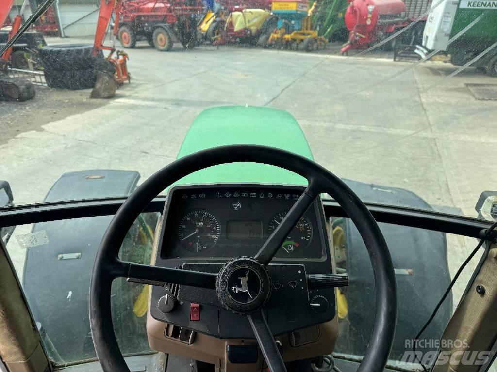 John Deere 6800 Traktorji