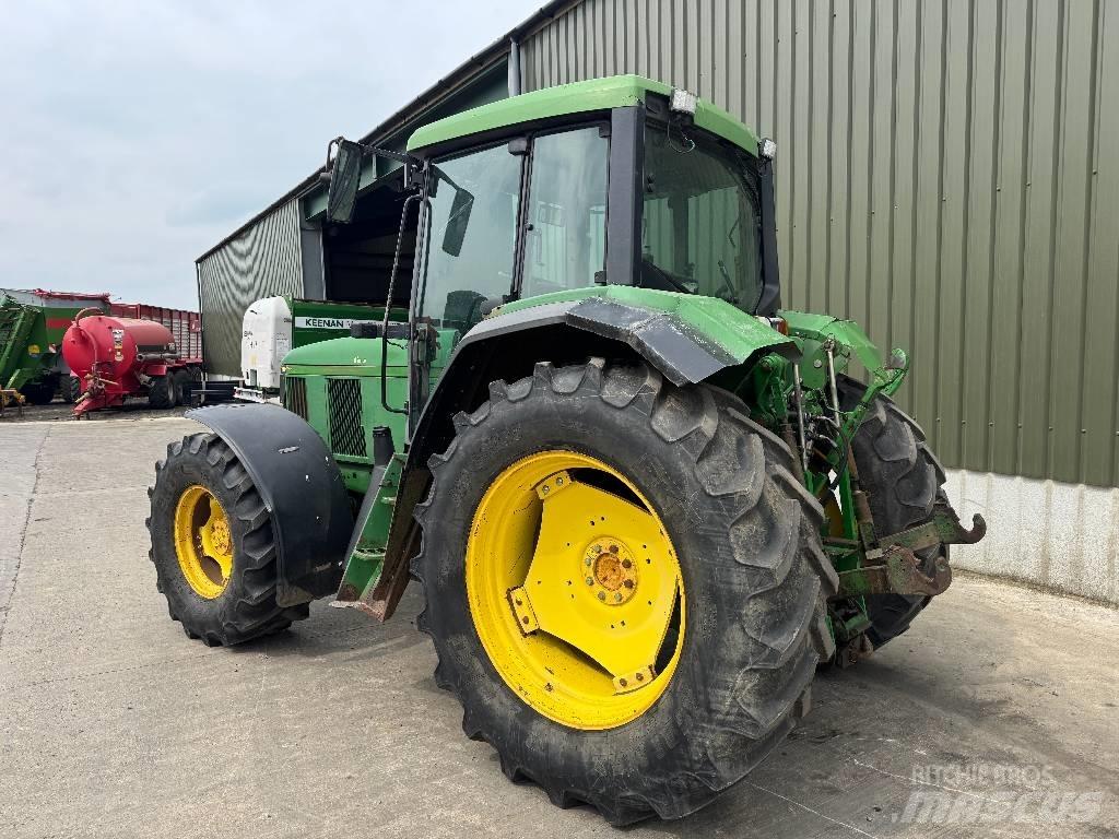John Deere 6800 Traktorji