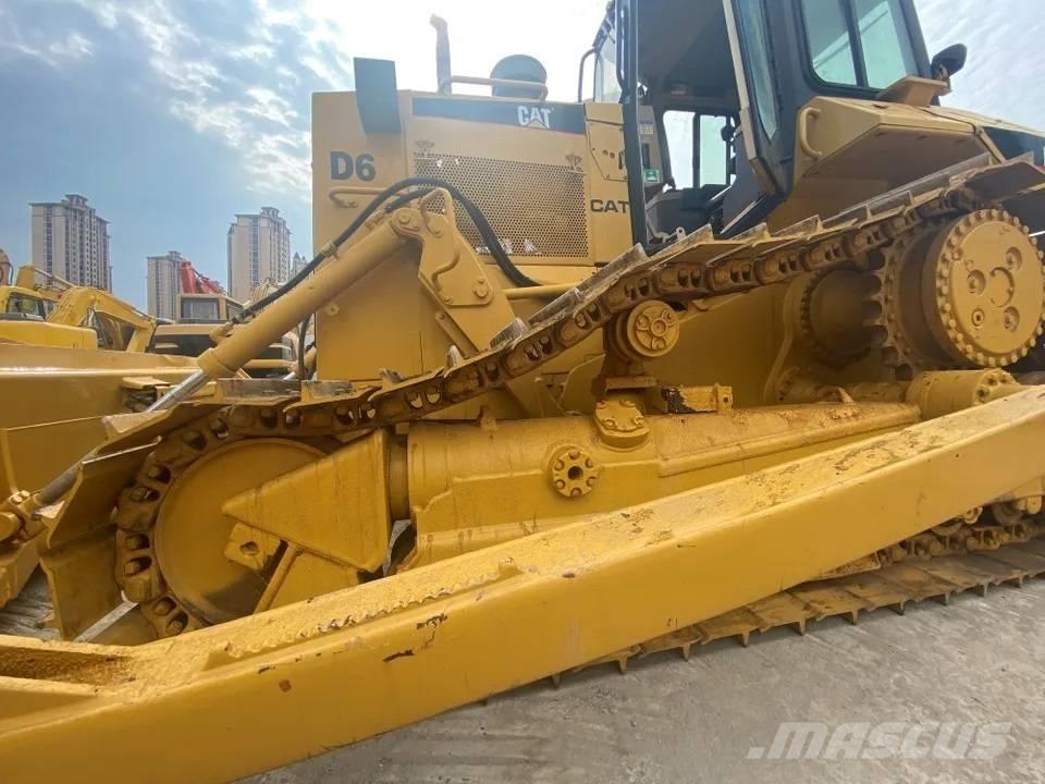 CAT D6R Buldožerji goseničarji