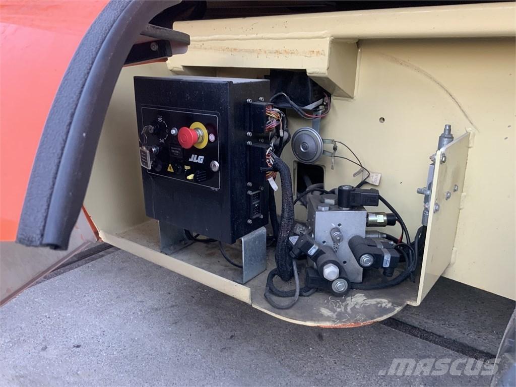 JLG 4069 LE Škarjaste dvižne ploščadi